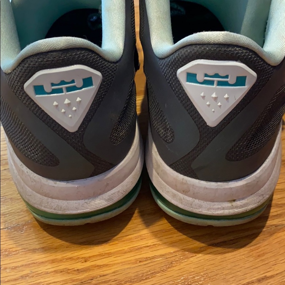 Lebron Easters Size 15 - image 3